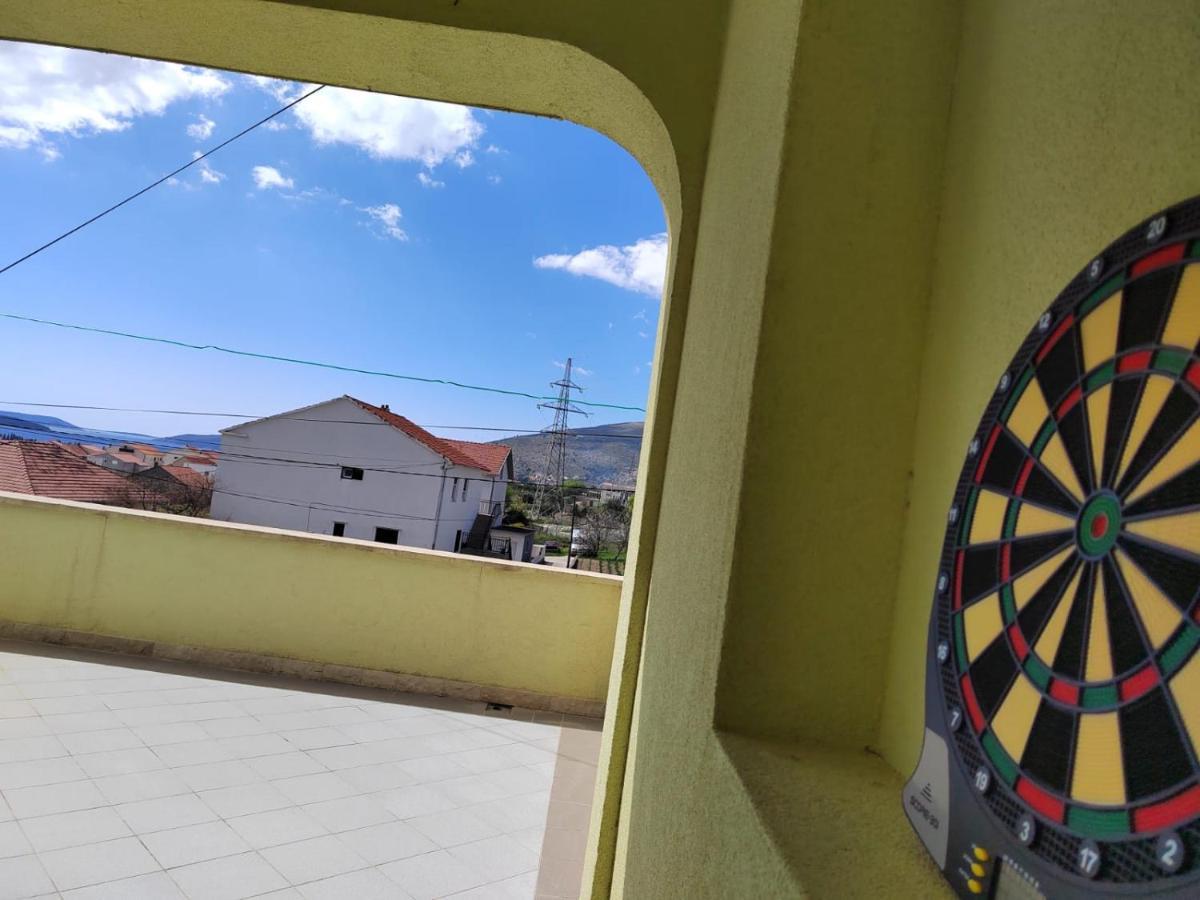 Apartman Memories Трогир Экстерьер фото