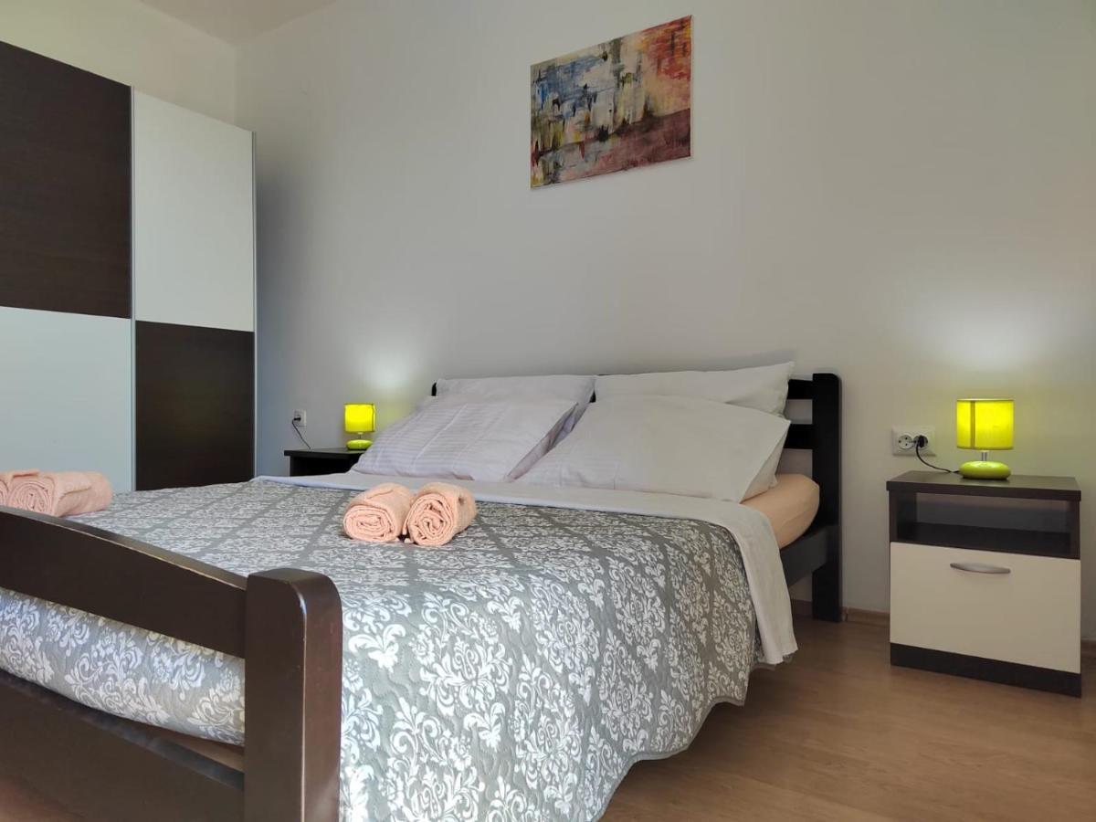 Apartman Memories Трогир Экстерьер фото